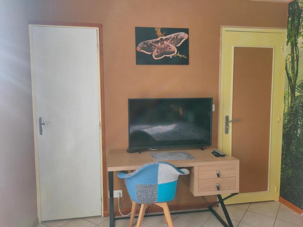 Chambre Avec Sdb Privative En Pleine Campagne Baillou Exterior photo